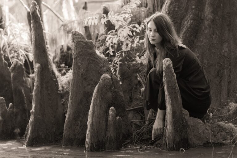 Arte e Musica. Intervista alla “onewomanband” Elli de Mon