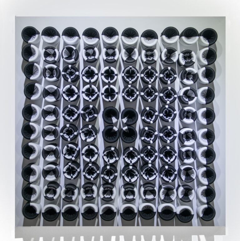 Emilio Cavallini, Black_White - Actual Infinite, 1985