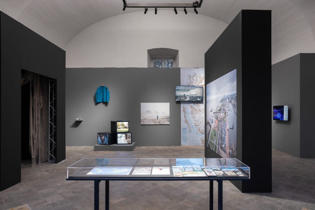 Ambientalismo ed empatia nella toccante mostra di Sheng-Wen Lo a Torino