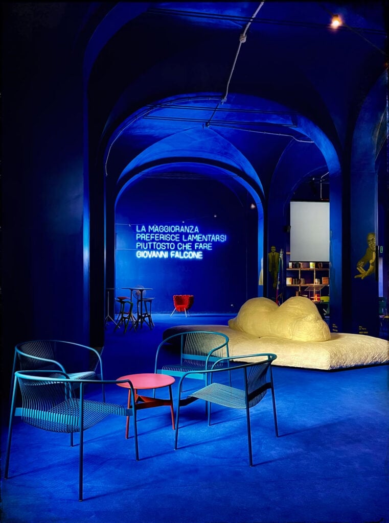 la biblioteca blu A Palermo apre il Museo del Presente Falcone e Borsellino. Nuova vita per lo storico Palazzo Jung