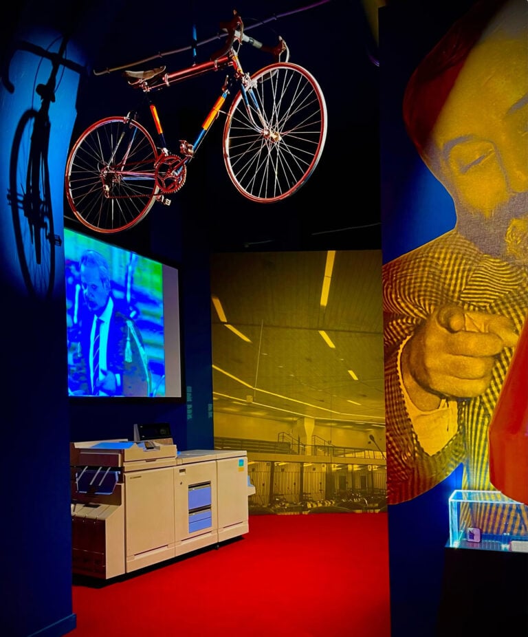 Palermo, Palazzo Jung, Galleria del Presente. La bici di Paolo Borsellino, il Maxiprocesso, l'Aula Bunker