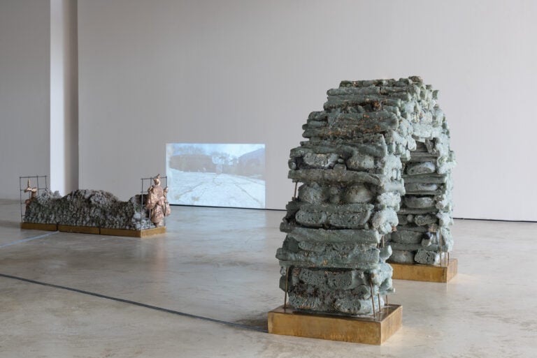 Lulù Nuti, installation view at Fondazione D'ARC, Roma, 2025. Photo Eleonora Cerri Pecorella