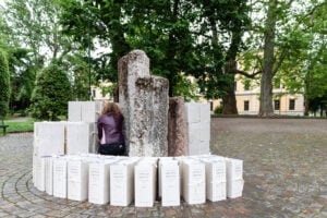 Arte, spazio pubblico e memoria condivisa. La mostra del collettivo Museo Wunderkammer a Trento