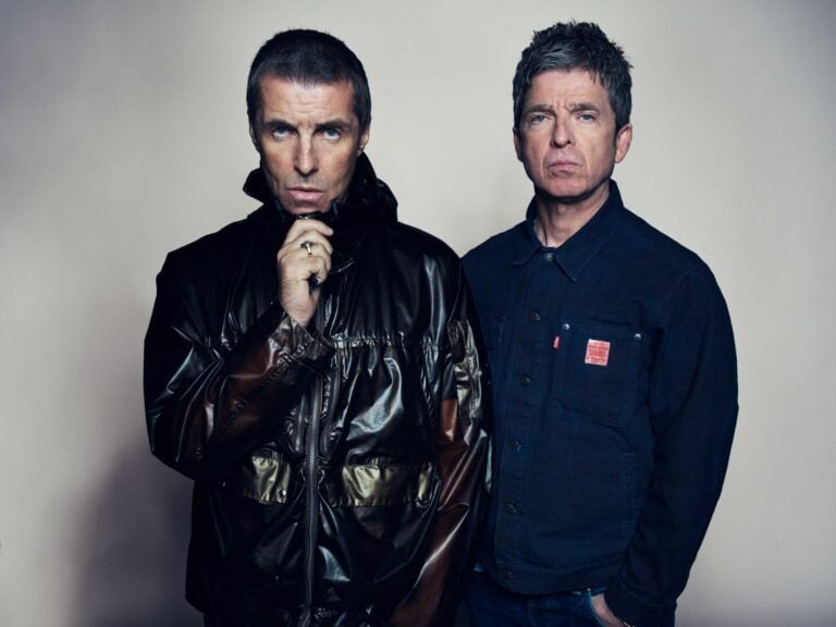 La reunion degli Oasis nello spot Adidas: Liam e Noel Gallagher anticipano il tour