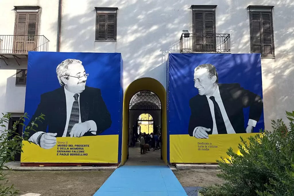 palazzo jung museo del presente uno scorcio del giardino della memoria A Palermo apre il Museo del Presente Falcone e Borsellino. Nuova vita per lo storico Palazzo Jung
