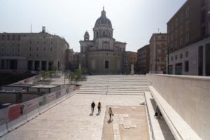 Dopo 20 anni comincia finalmente a riaprire a Roma la nuova Piazza Augusto Imperatore