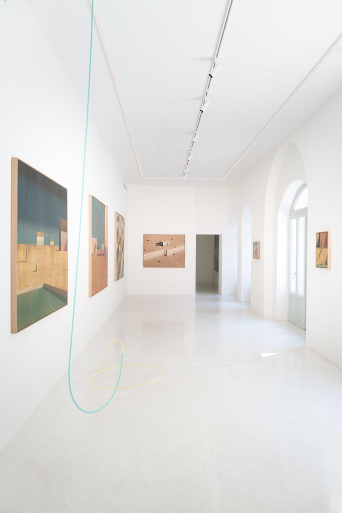 Ramon Enrich, Architettura e Utopia, Installation View at Cadogan Gallery 1, Milano, 2025. Courtesy of Cadogan Gallery.