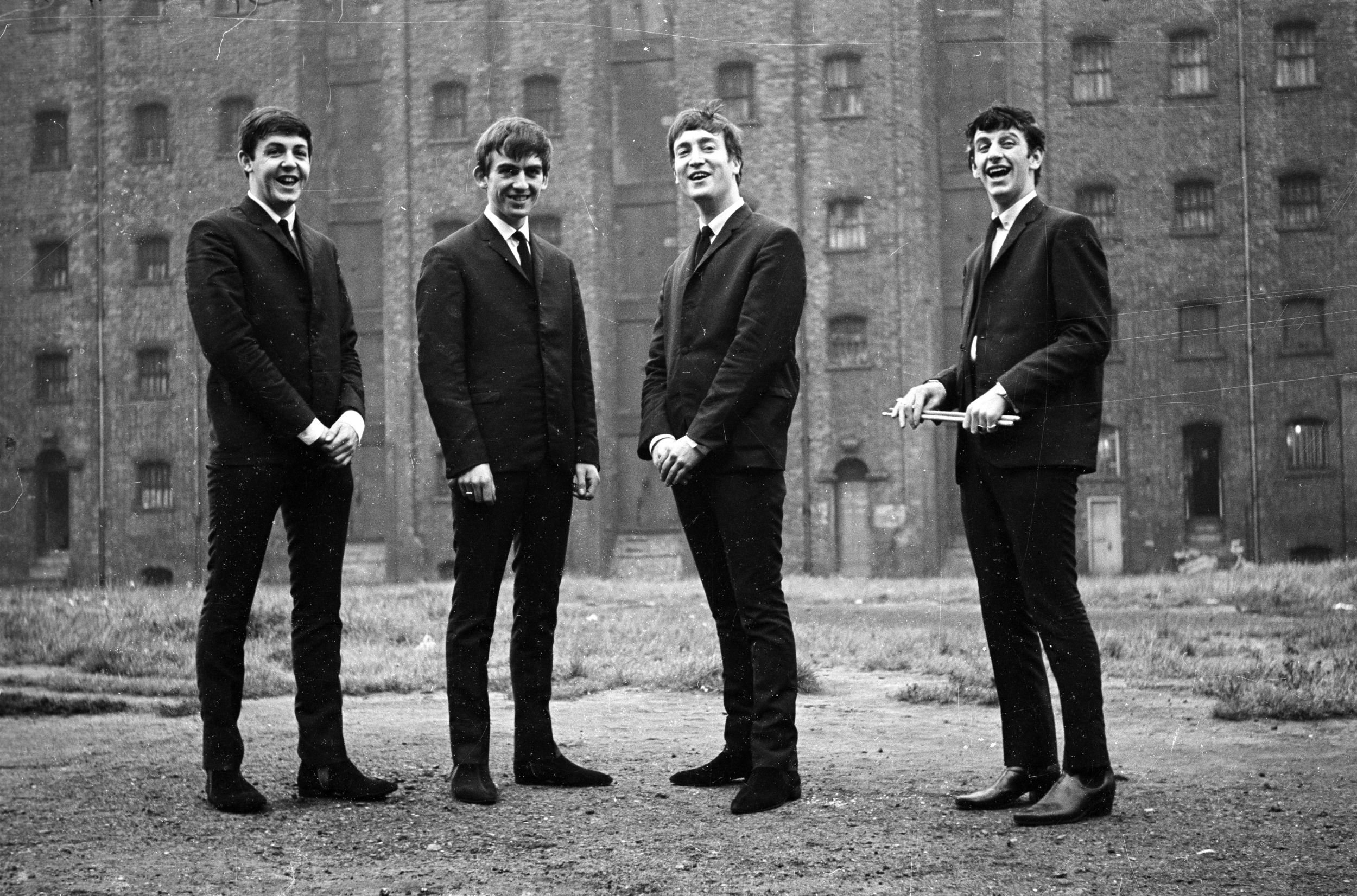 https://www.artribune.com/wp-content/uploads/2025/06/the-beatles-eight-days-a-week.jpg
