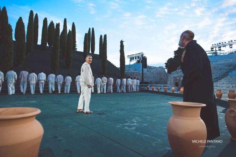 Un momento dellEdipo a Colono, Foto Michele Pantano, Teatro Greco di Siracursa, Fondazione INDA