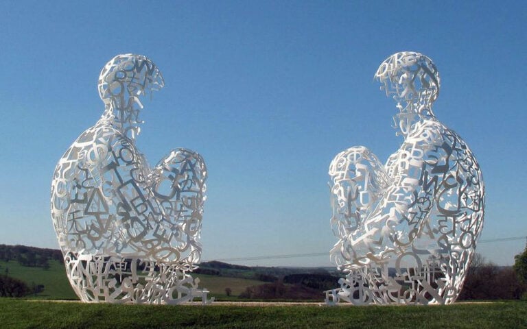 Una scultura pubblica di Jaume Plensa
