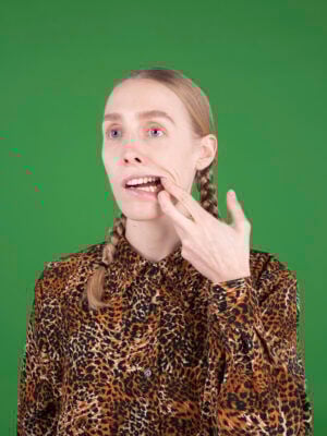 Lucija Rosc - Six Stations and a Golden Tooth