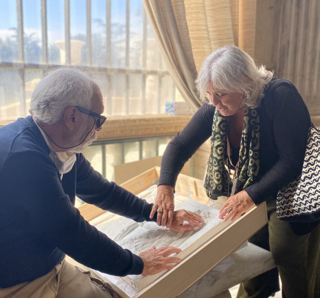 Visita tattile su copia d’artista del Ratto di Cassandra realizzata dal maestro Stefano Amici. Galleria Borghese