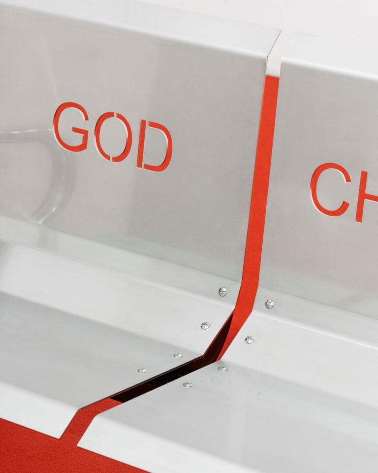 “GOD CHOSE YOU”, Vittorio Valigi + Swedish Girls, 2024, ph: Lorenzo Capelli