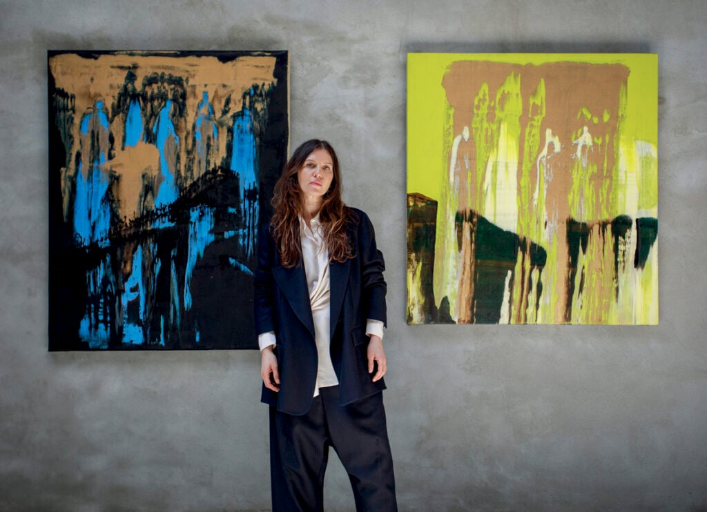 Tra astrazione e memoria. L’arte di Nilufer Yildirim incontra la moda per HIGH The Journal