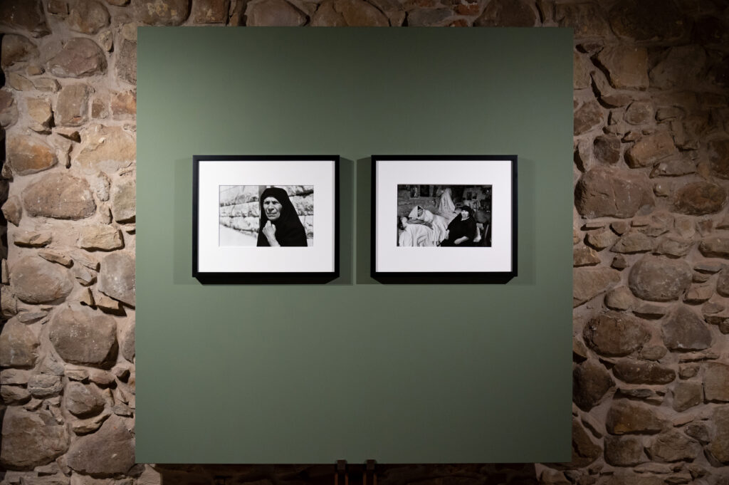 Sala fotografia, particolare con: Lisetta Carmi, due delle sette fotografie acquisite tramite l’avviso pubblico Strategia Fotografia 2024 sostenuto dalla Direzione Generale Creatività Contemporanea del Ministero della cultura, tratte dal reportage del 1977 “Acque di Sicilia”, foto Valentina Minutella