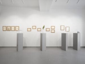 In una ex gelateria Pietrasanta è nata una nuova galleria che unisce arte, design e architettura