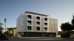 Nasce un nuovo hotel extralusso in Versilia ed è pieno d’arte e progettato da grandi architetti