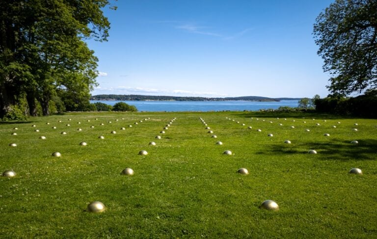 Una sinfonia di umanità e natura. Ecco com’è la Biennale di Moss in Norvegia