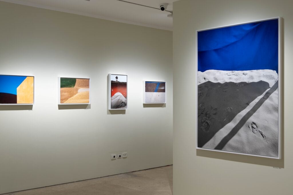 All’Ara Pacis di Roma 200 fotografie raccontano il grande Franco Fontana
