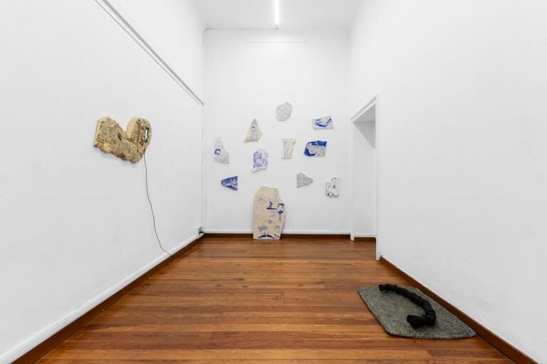Haunting Spells. Fare Mondi Altrimenti, Installation view. Courtesy C+N Gallery CANEPANERI . Photo Mattia Mognetti
