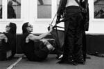 A Parigi la prima grande mostra sullo stilista Rick Owens è un tempio dell’amore 