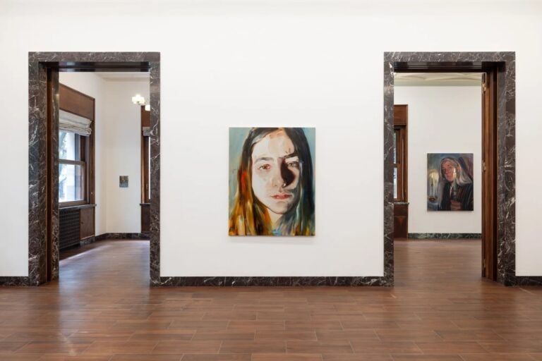 Jenna Gribbon, Rainbows in shadows, installation view at MASSIMODECARLO, Milano, 2025. Courtesy of the artist and MASSIMODECARLO.