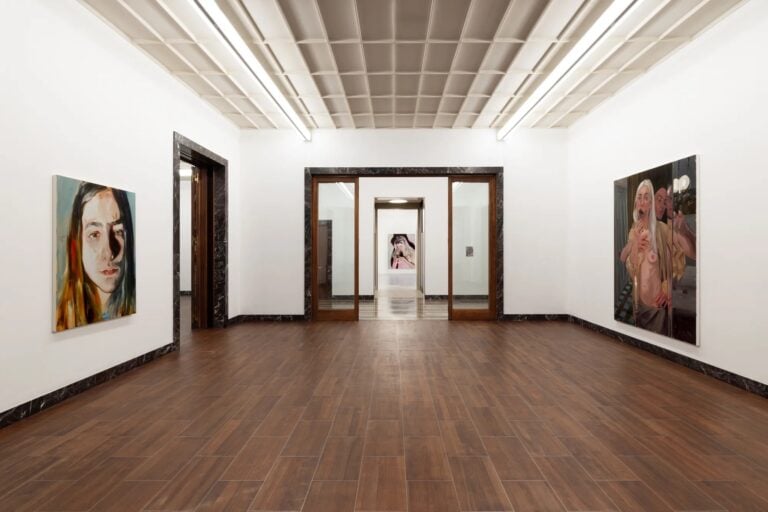 Jenna Gribbon, Rainbows in shadows, installation view at MASSIMODECARLO, Milano, 2025. Courtesy of the artist and MASSIMODECARLO.