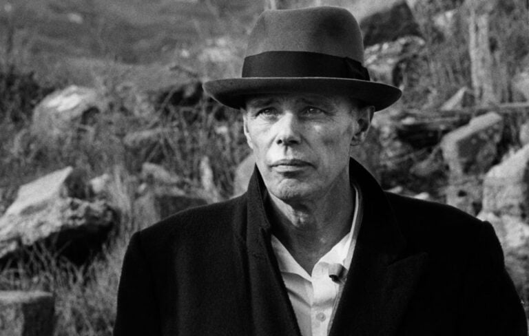 Joseph Beuys a Gibellina (Foto di Mimmo Jodice, 1981)