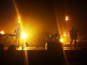 La musica come strumento di riconciliazione. La riflessione del cantante dei Blur