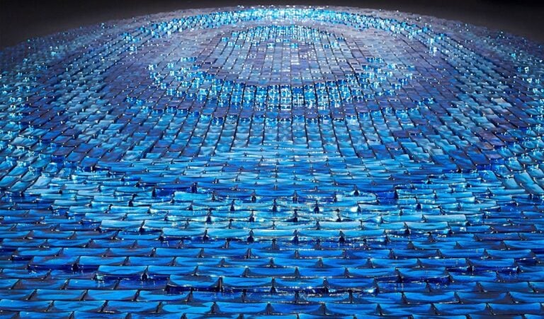 La mostra diffusa dell’artista Jean-Michel Othoniel ad Avignone in questo filmato