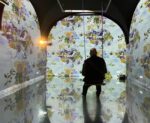Pinakothek'a, Palazzo Sant'Elia, Palermo. Sala immersiva con il wallpaper Unicorn di Francesco Simeti