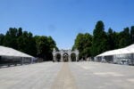 Polonia. Varsavia. Piazza Pilsudskiego. I tendoni proteggono gli scavi archeologici connessi all'annunciata ricostruzione del Palazzo Sassone ® Photo Dario Bragaglia