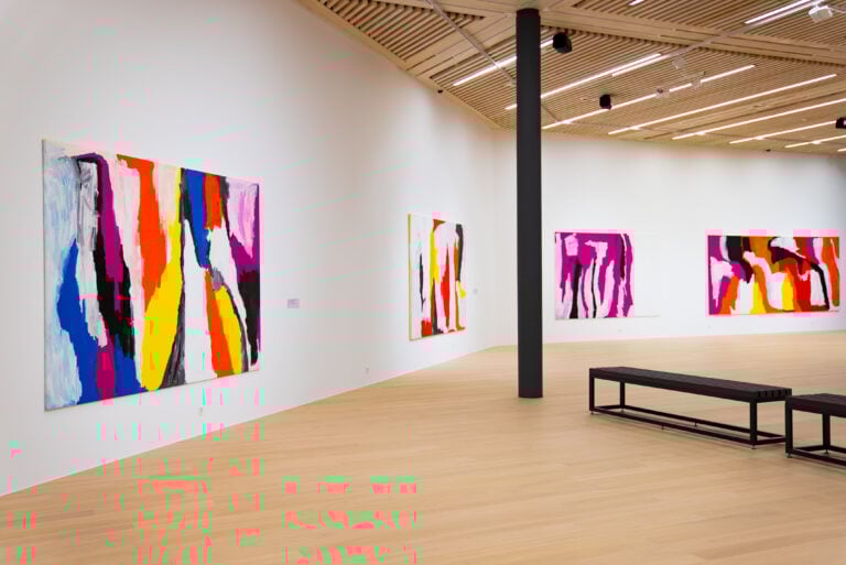 Fondazione Opale, Sally Gabori and Forrest Bess, Beneath the Reflections of the World, Installation View