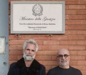 L’artista Eugenio Tibaldi realizza un’opera permanente con e per le detenute del carcere di Rebibbia a Roma