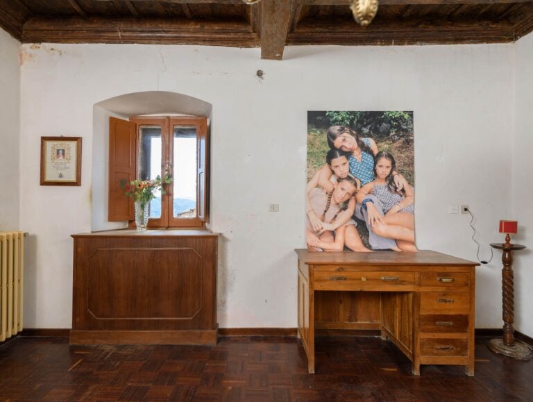 Straperetana 2025, installation view at Palazzo Maccafani. Photo Giorgio Benni