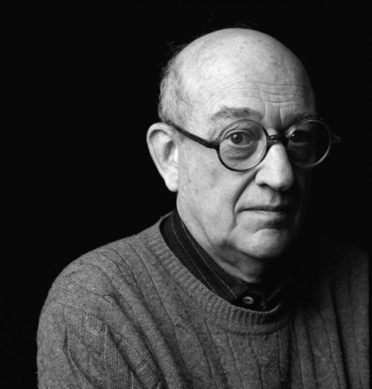 Il Premio Strega Poesia? Vorrei che lo vincessimo tutti. La parola al poeta Tiziano Rossi