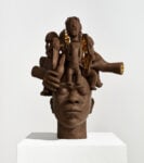 Victor Fotso Nyie, Revitalisation, 2025, ceramica e oro-ceramic and gold, cm.64x48,5x37,5 Courtesy l’artista & P420, Bologna. Photo Carlo Favero