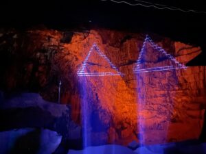 A Carrara laser sulle cave di marmo al ritmo della musica elettronica del festival Vox Marmoris
