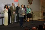 La premiazione del Leone d'Oro al Regno del Bahrein. Photo by Andrea Avezzù Courtesy of La Biennale di Venezia