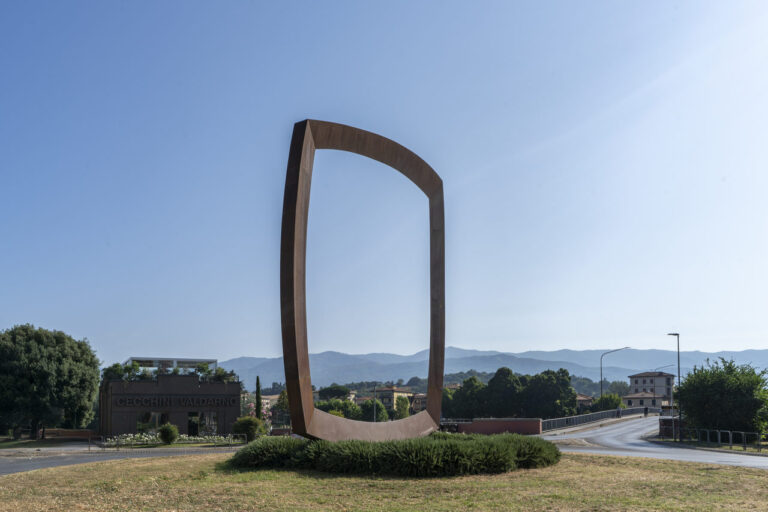 Mauro Staccioli, Cerchio Imperfetto, 2008 ©ela bialkowska okno studio