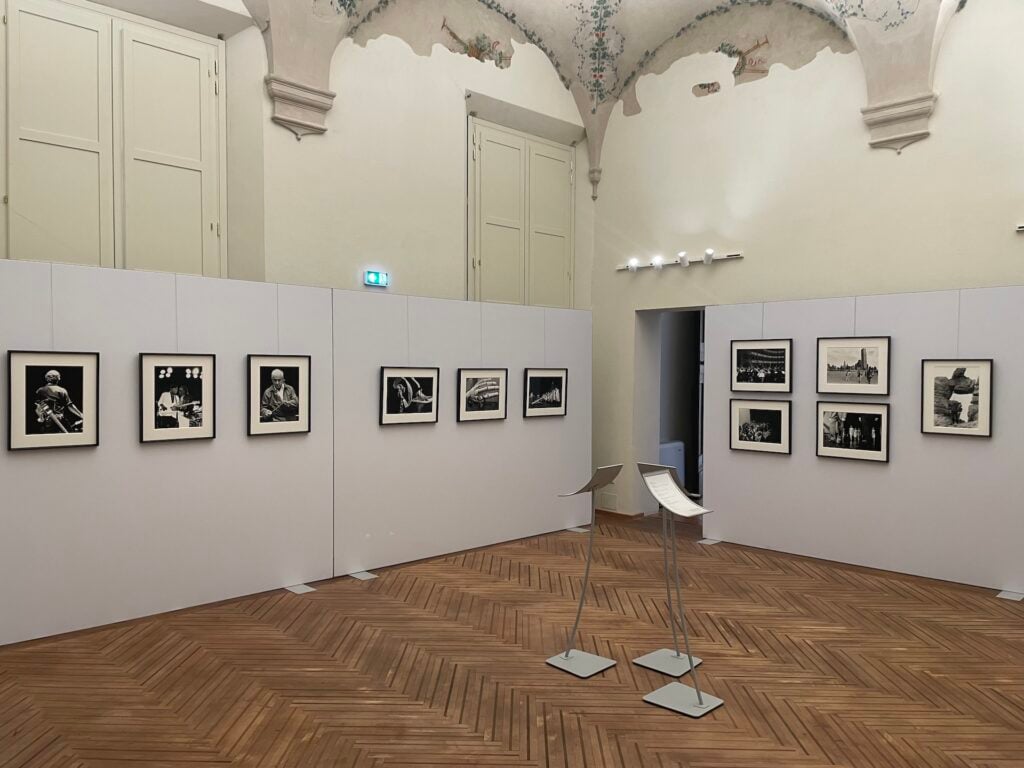 A Bologna c’è in mostra la grande fotografa di teatro e musica Silvia Lelli. L’intervista
