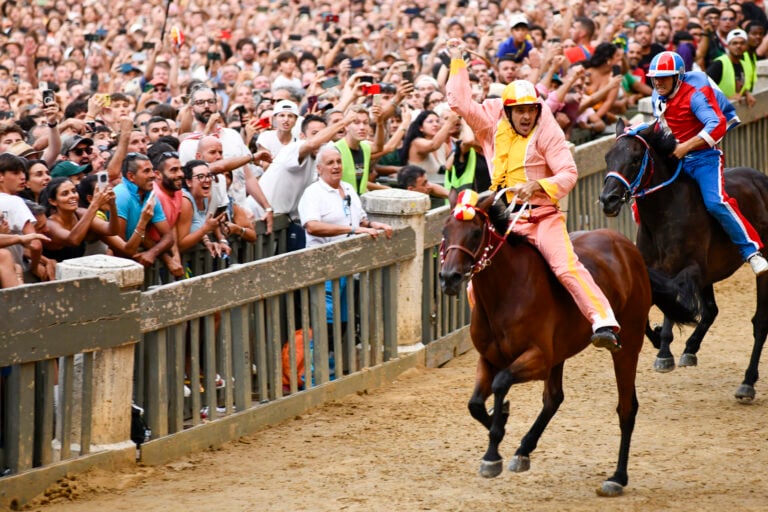 Palio di Siena, 16 agosto 2025 - la vittoria della contrada di Valdimontone - Ph. Andrea Lensini