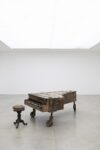 Robert Kuśmirowski, The Piano, 2024. Courtesy l'artista e Freak Andò di Maurizio Marzadori. Foto Ornella De Carlo, Courtesy Settore Musei Civici Bologna | MAMbo