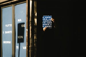 A Roma apre un micro polo culturale dentro un’edicola dismessa