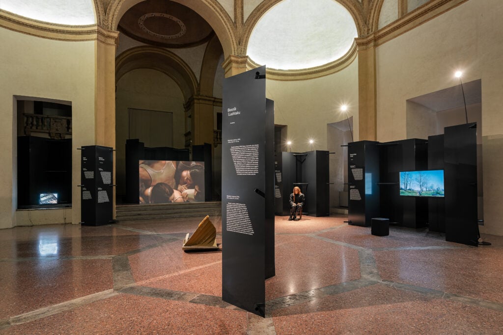 Yuyan Wang e Joyce Joumaa vincono il DucatoPrize 2025: arte, identità e crisi globale al centro della quinta edizione