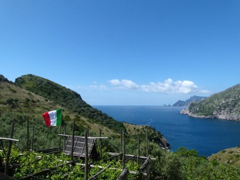 baia di ieranto massa lubrense na foto antonella de angelis2014 c fai fondo per lambiente italiano Domenica 7 settembre 2025 in Italia è la Giornata del Panorama del FAI. Tutti gli appuntamenti e il programma