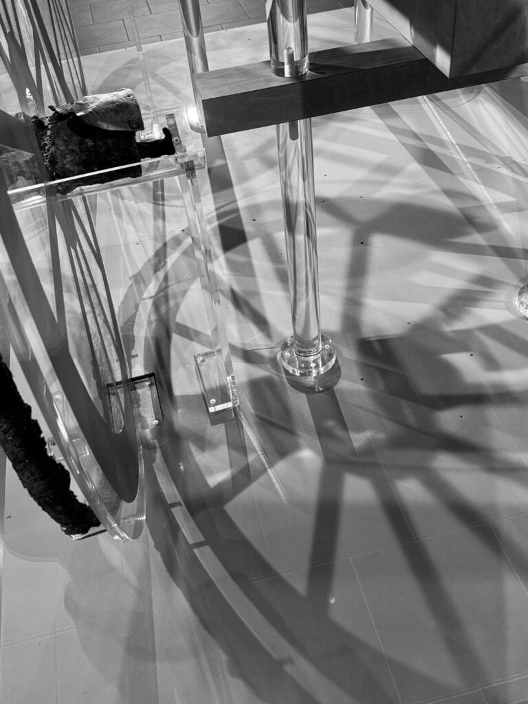 Cerith Wyn Evans, Pompeii Threnody, 2025. Photo Amedeo Benestante. Courtesy Cerith Wyn Evans e Parco Archeologico di Pompei
