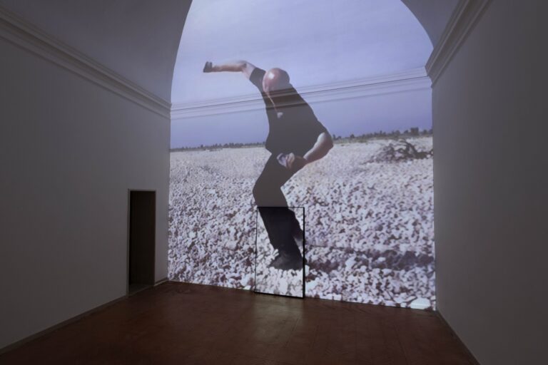 Daniele Puppi, Lancio del sasso