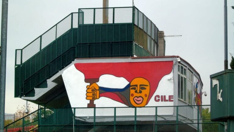 I murales della Brigata Pablo Neruda allo stadio Liberati di Terni