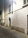 I muri di Brescia ripuliti da Ghost Pitùr. Prima e dopo